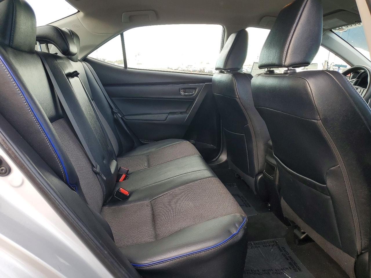 2018 TOYOTA COROLLA L photo 28