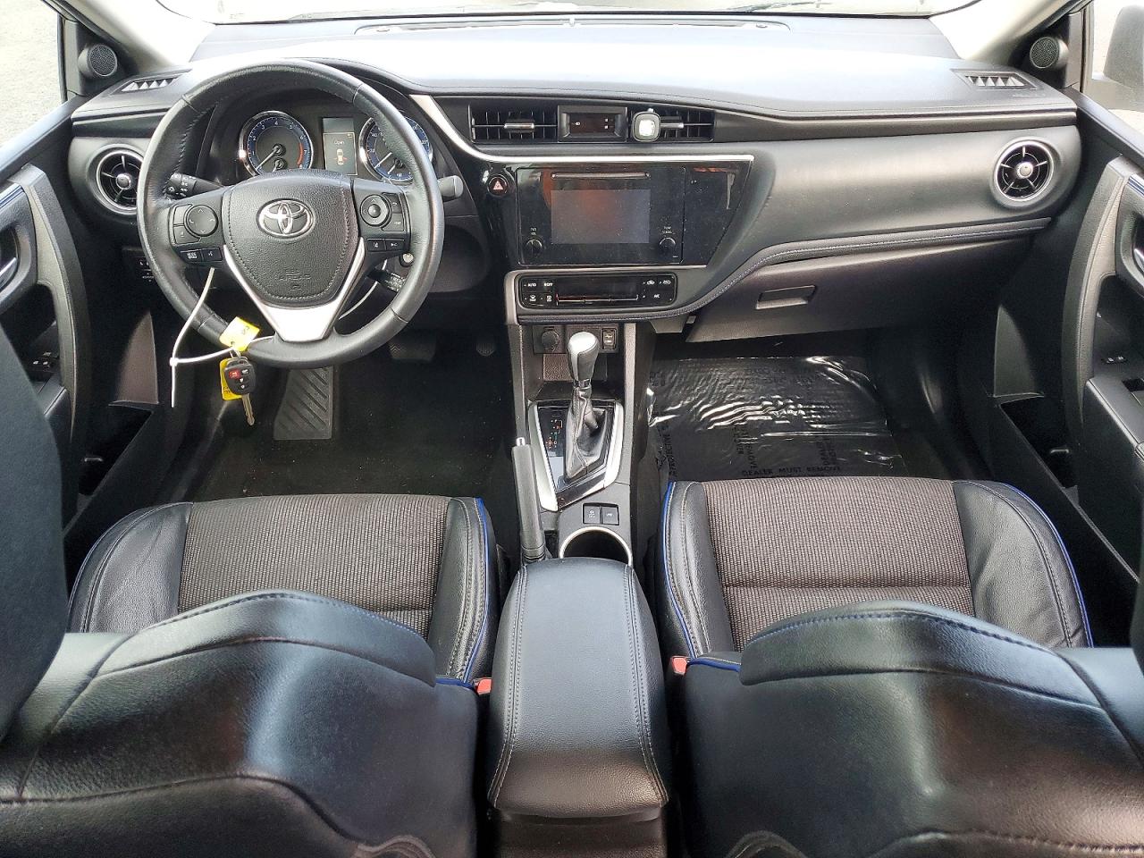2018 TOYOTA COROLLA L photo 22