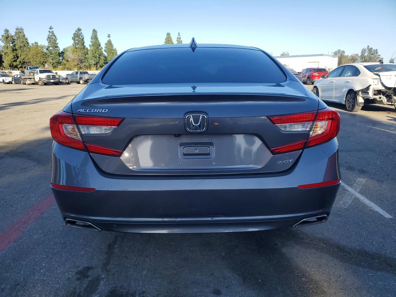 2020 HONDA ACCORD EXL photo 6