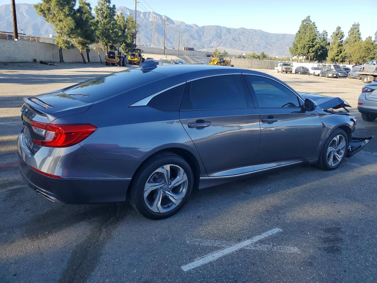 2020 HONDA ACCORD EXL photo 3