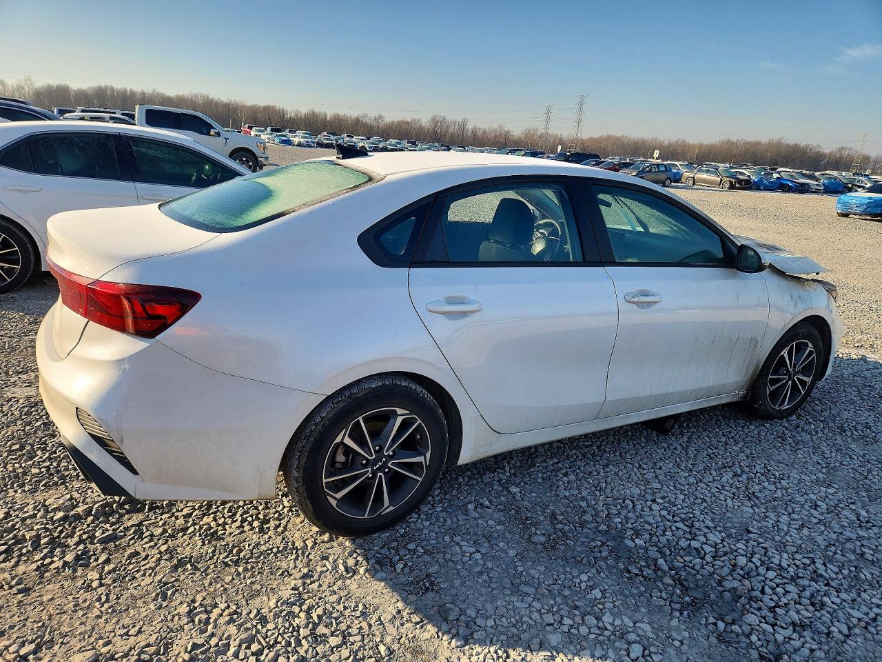 2024 KIA FORTE LXS photo 7