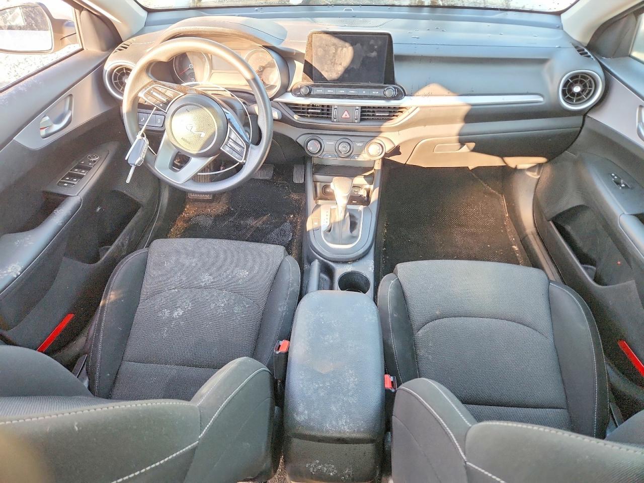 2024 KIA FORTE LXS photo 22