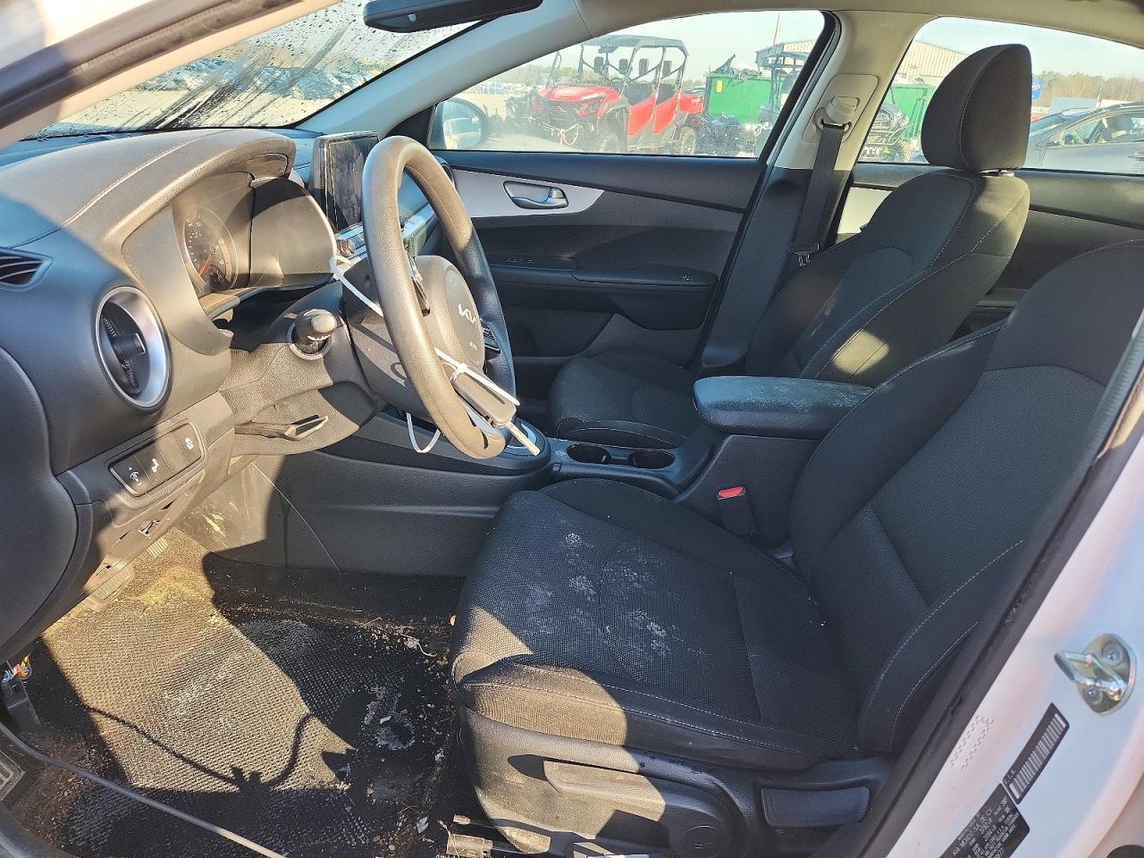 2024 KIA FORTE LXS photo 19