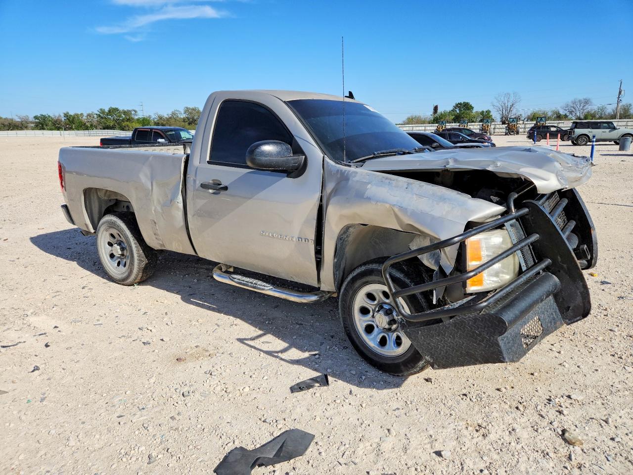 2009 CHEVROLET SILVERADO C1500 photo 4