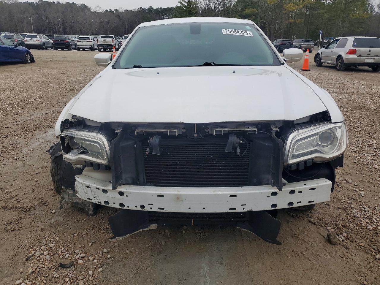 2016 CHRYSLER 300 LIMITED photo 5