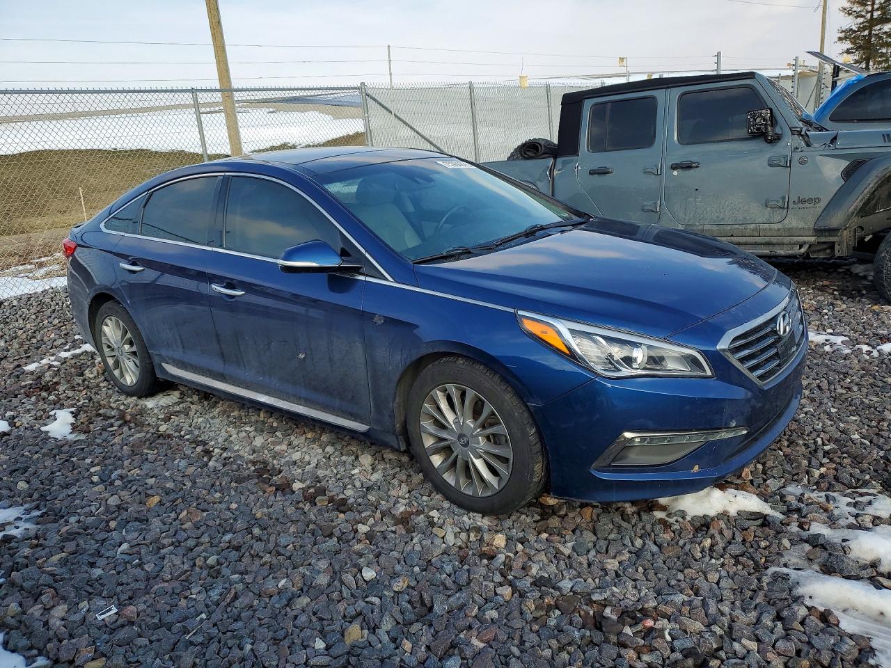 2015 HYUNDAI SONATA photo 4