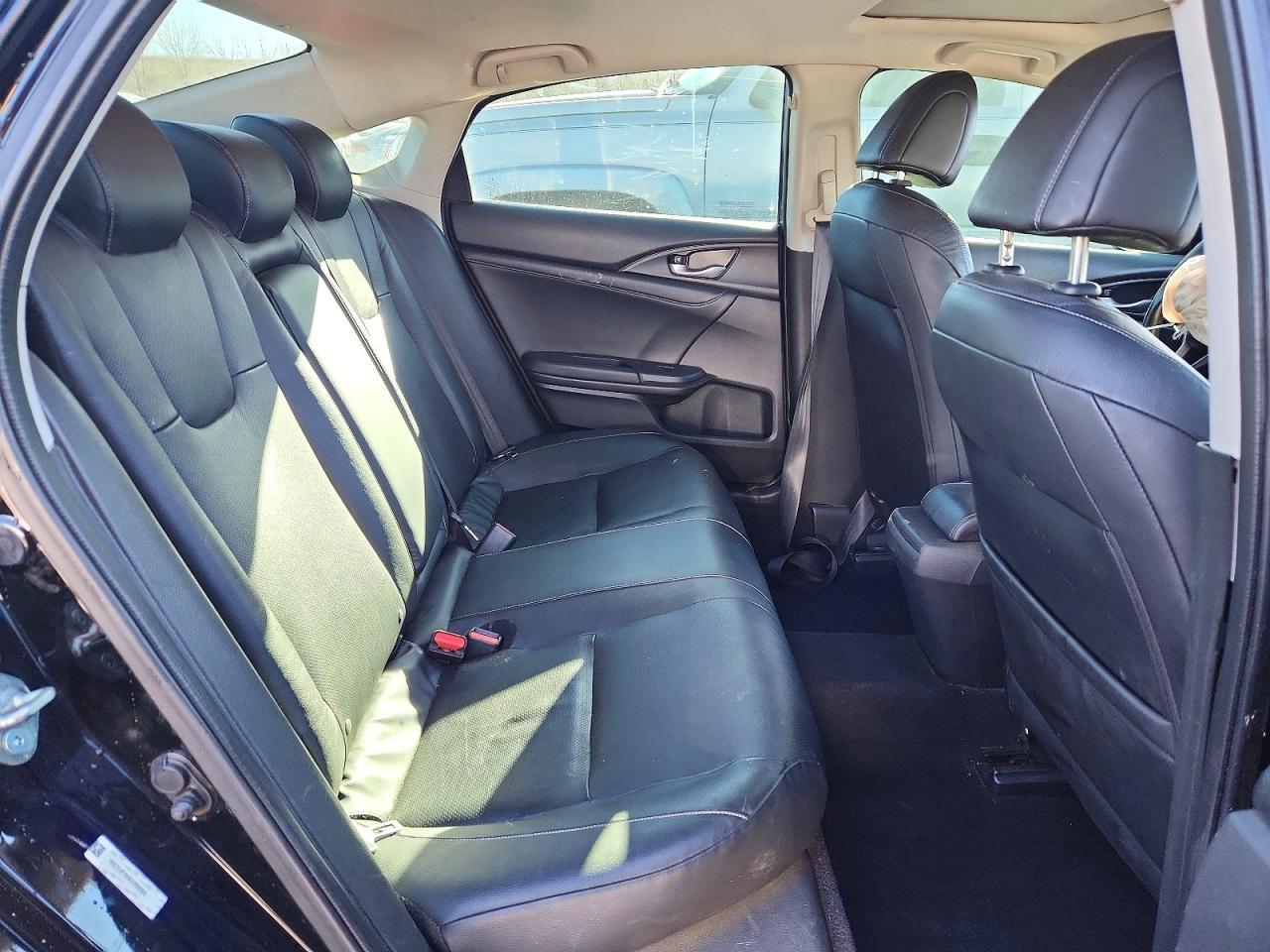 2019 HONDA INSIGHT TOURING photo 28