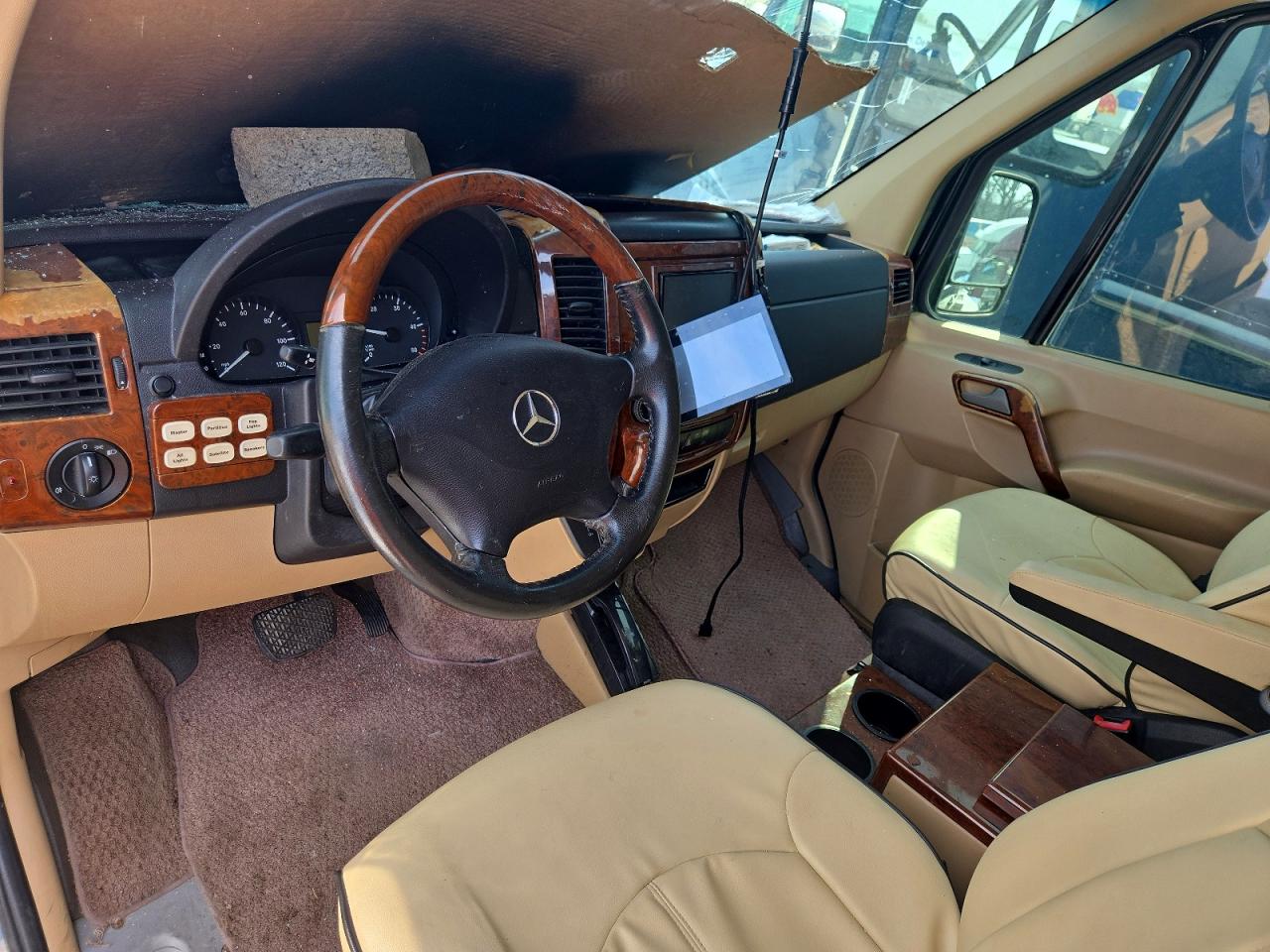 2012 MERCEDES-BENZ SPRINTER 2500 photo 8