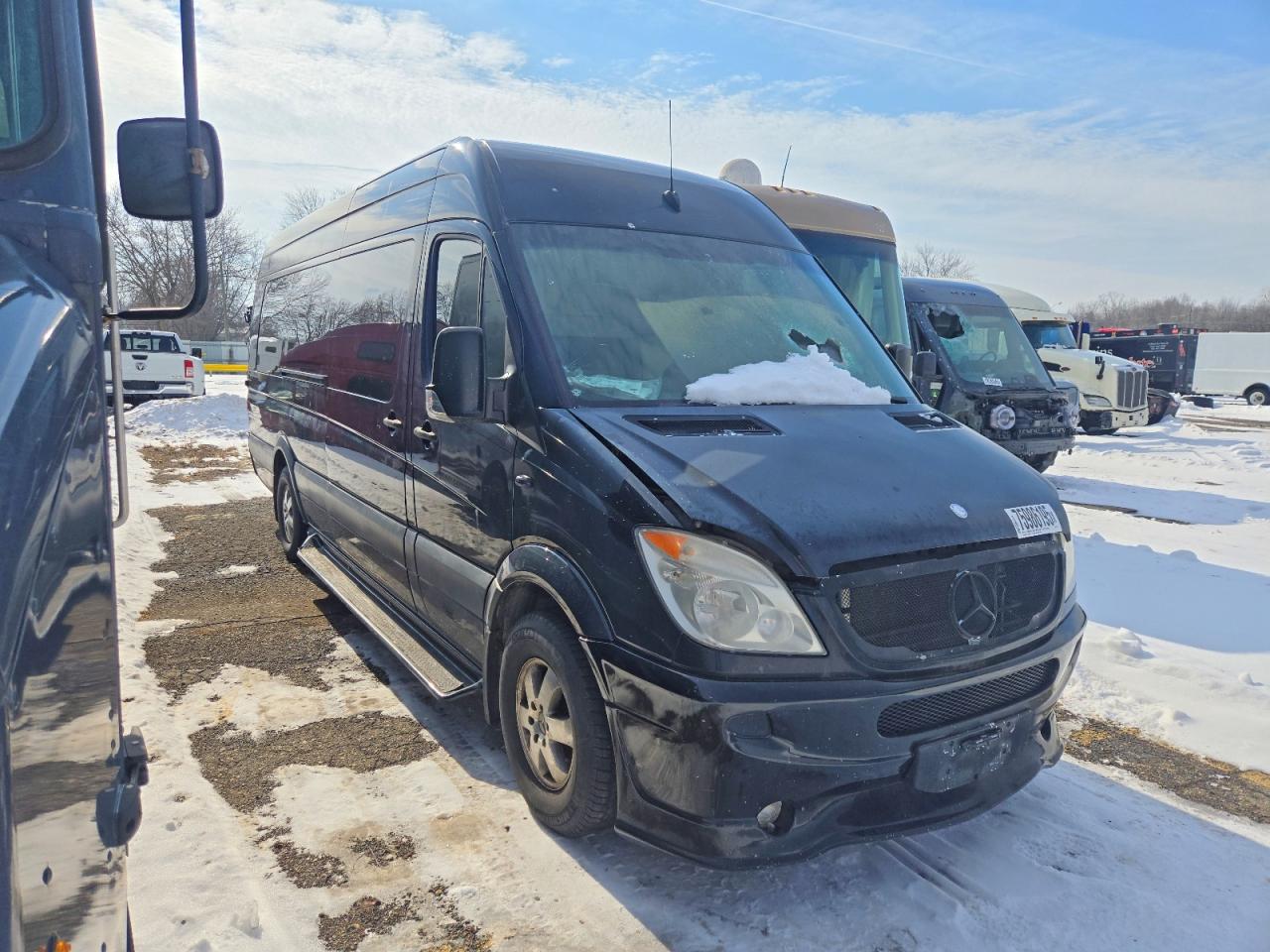 2012 MERCEDES-BENZ SPRINTER 2500 photo 4