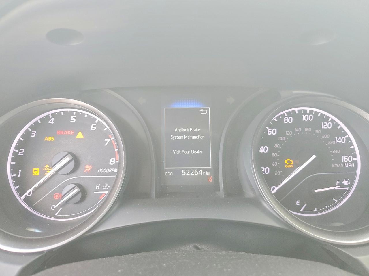 2021 TOYOTA CAMRY SE photo 9