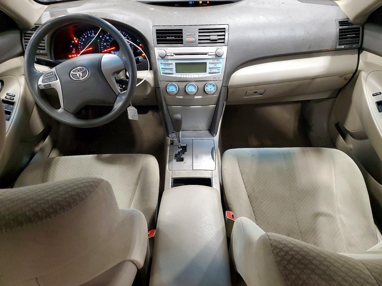 2009 TOYOTA CAMRY photo 15