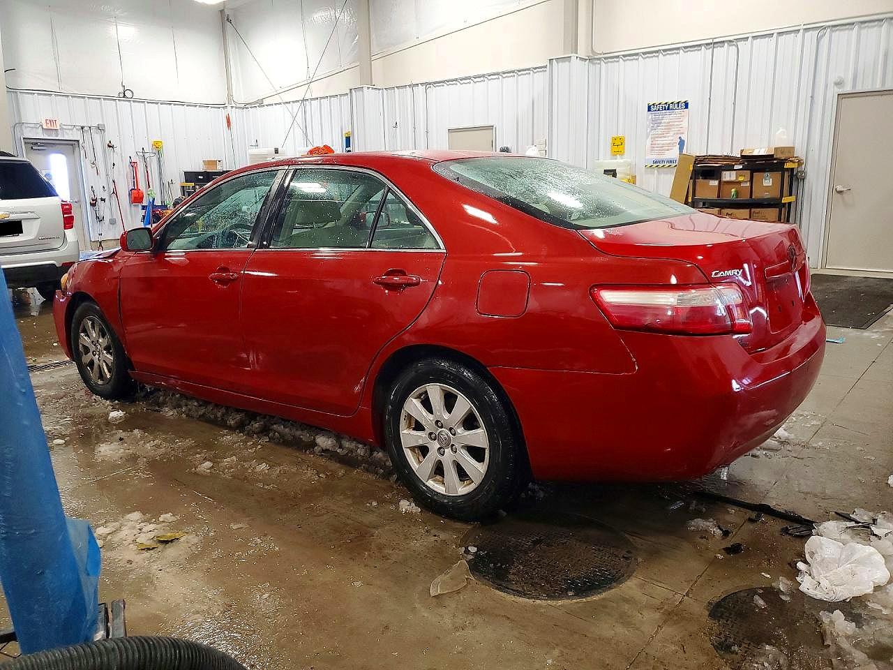 2009 TOYOTA CAMRY photo 3