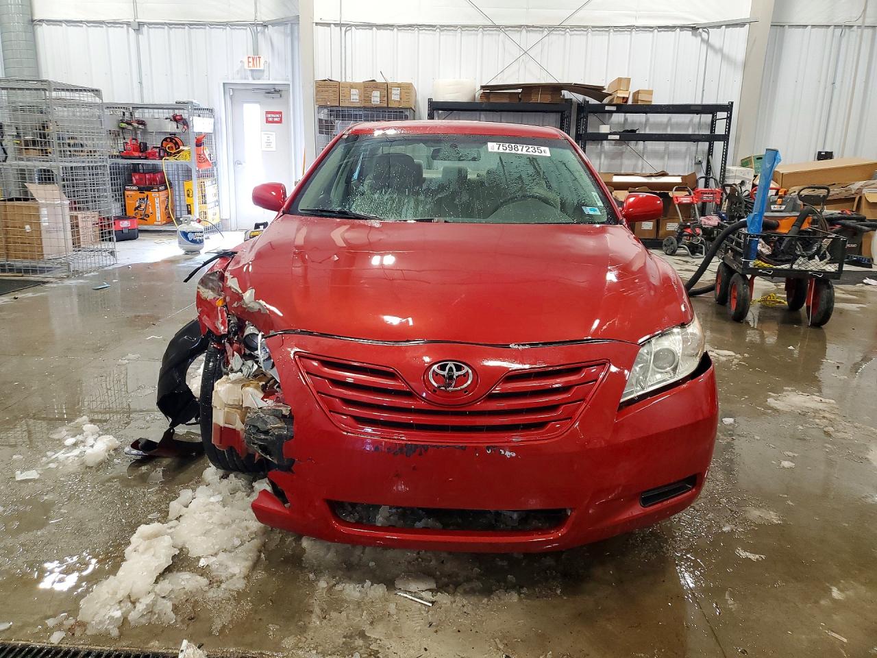 2009 TOYOTA CAMRY photo 9