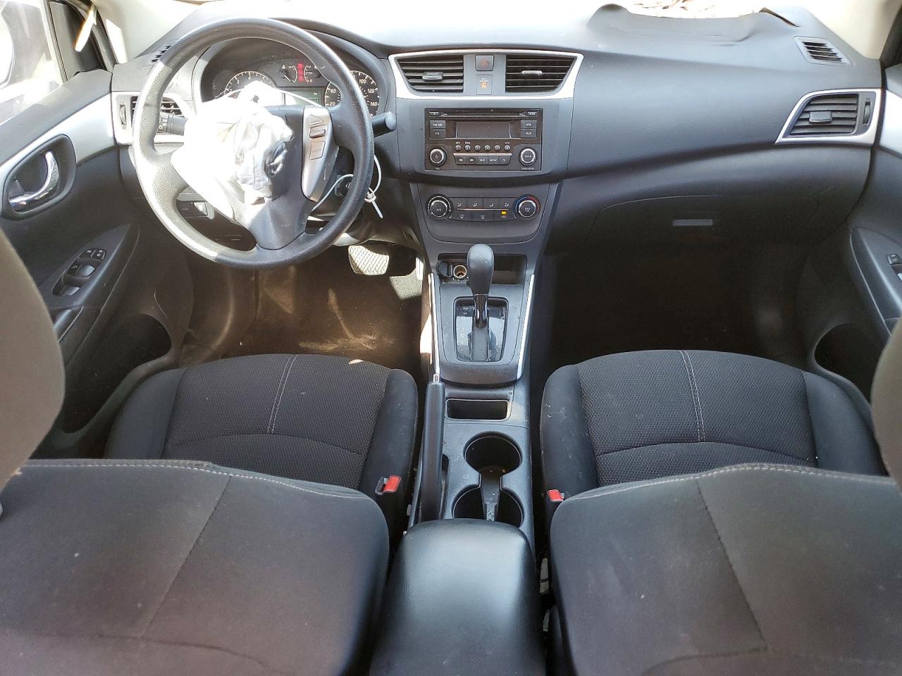 2016 NISSAN SENTRA S photo 8