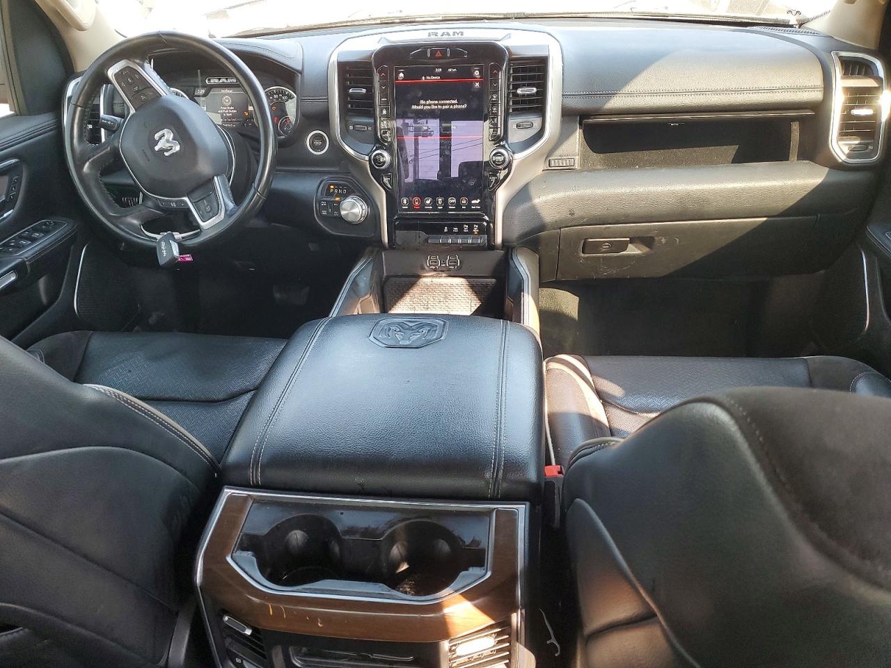 2021 RAM 1500 LARAMIE photo 15