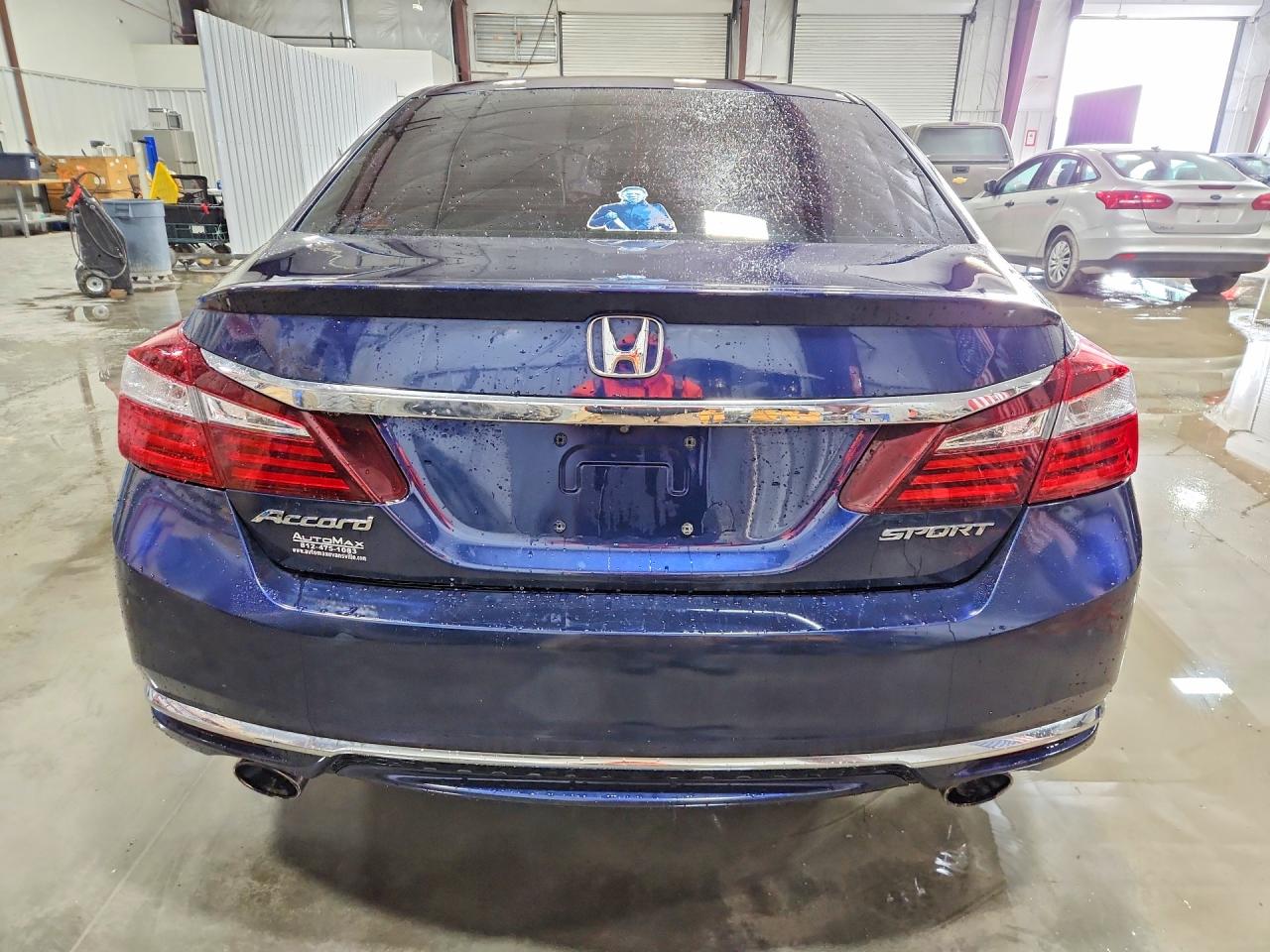 2017 HONDA ACCORD SPORT photo 16