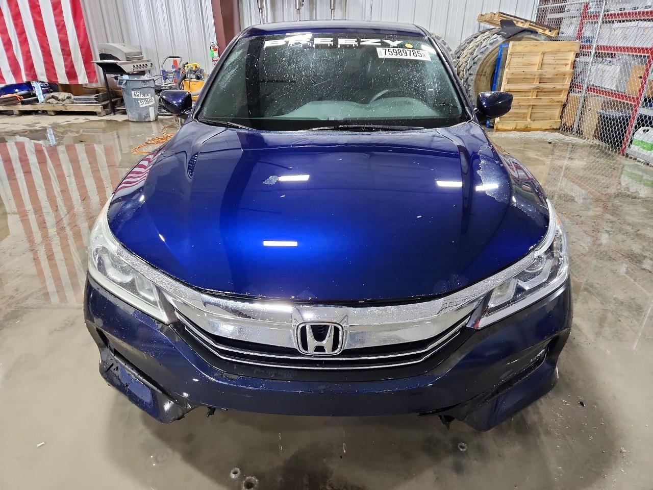 2017 HONDA ACCORD SPORT photo 13