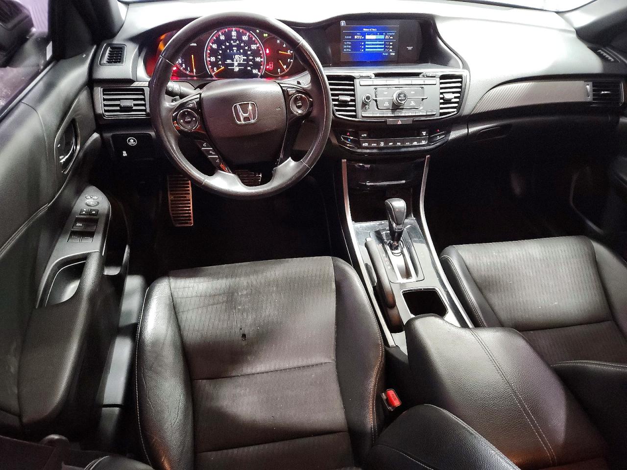 2017 HONDA ACCORD SPORT photo 22