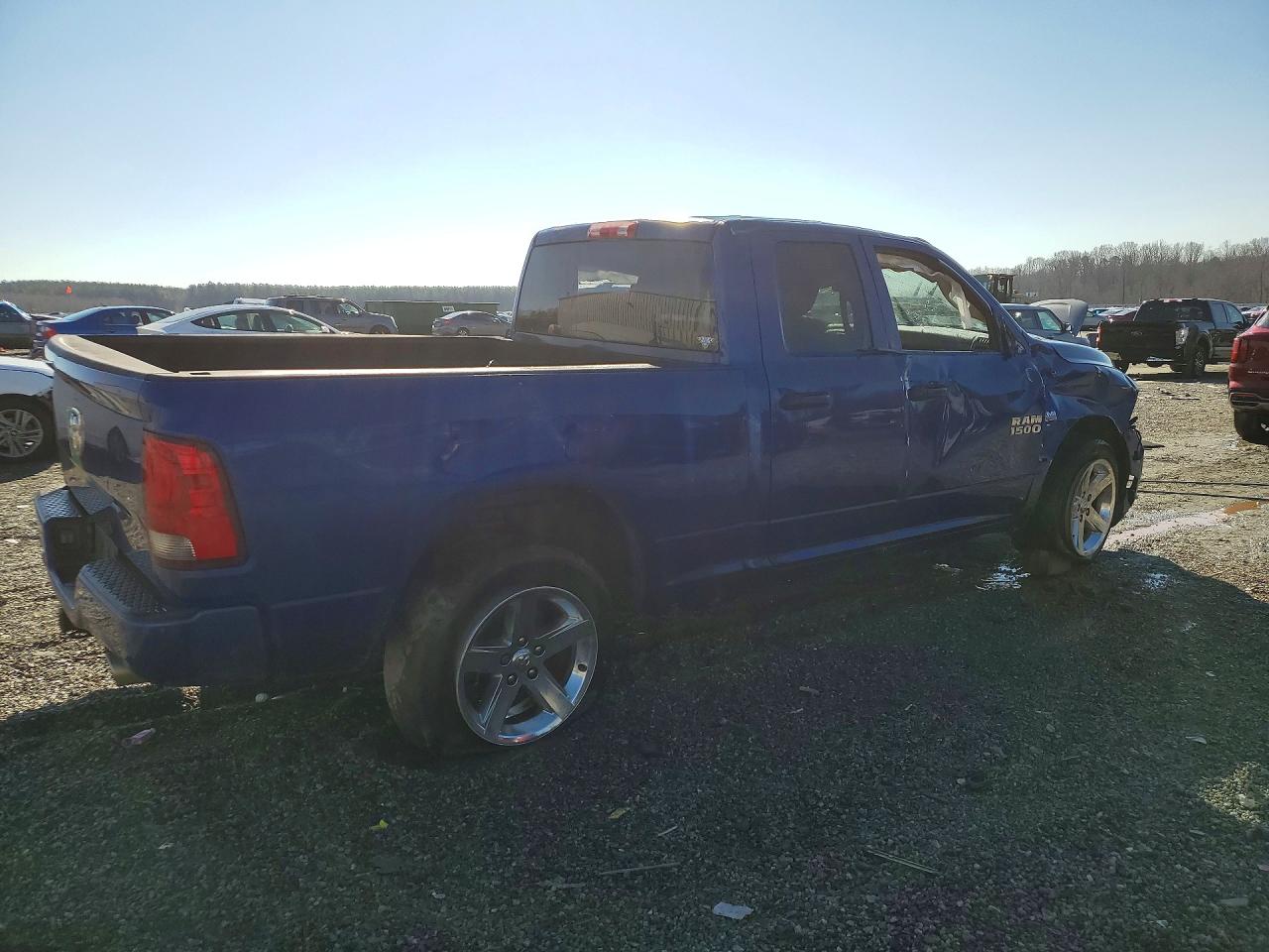2014 RAM 1500 ST photo 5