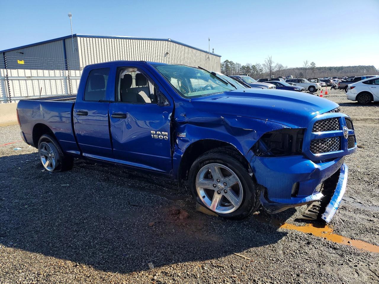 2014 RAM 1500 ST photo 7