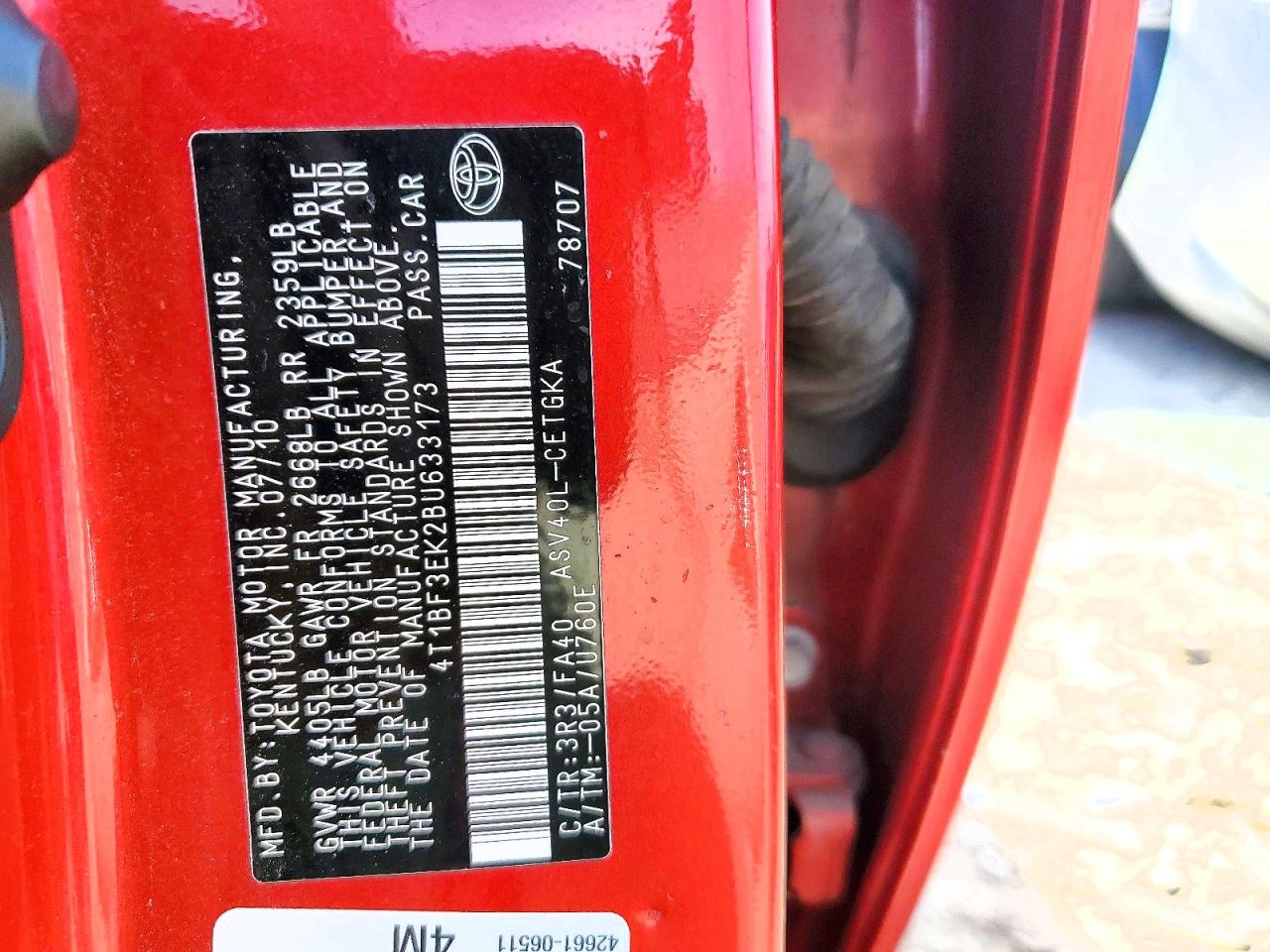 2011 TOYOTA CAMRY photo 12