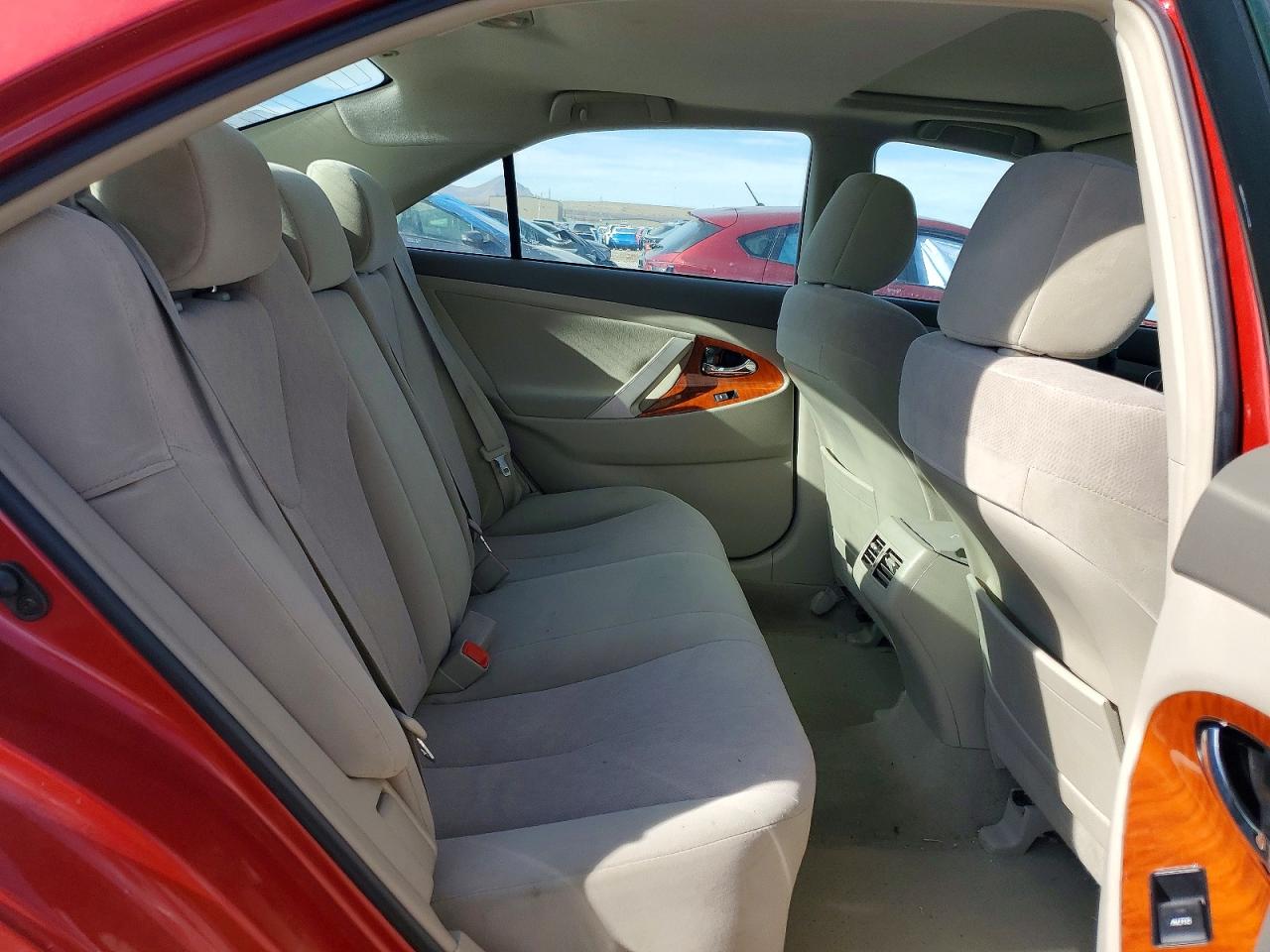 2011 TOYOTA CAMRY photo 10