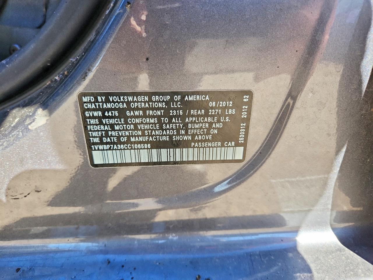 2012 VOLKSWAGEN PASSAT SE photo 12