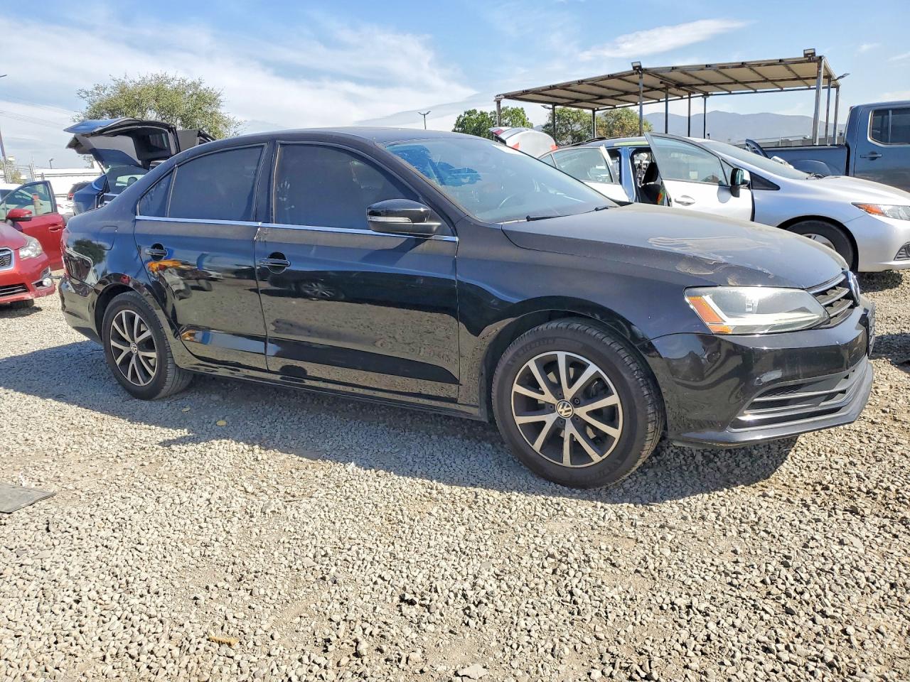 2017 VOLKSWAGEN JETTA SE photo 10