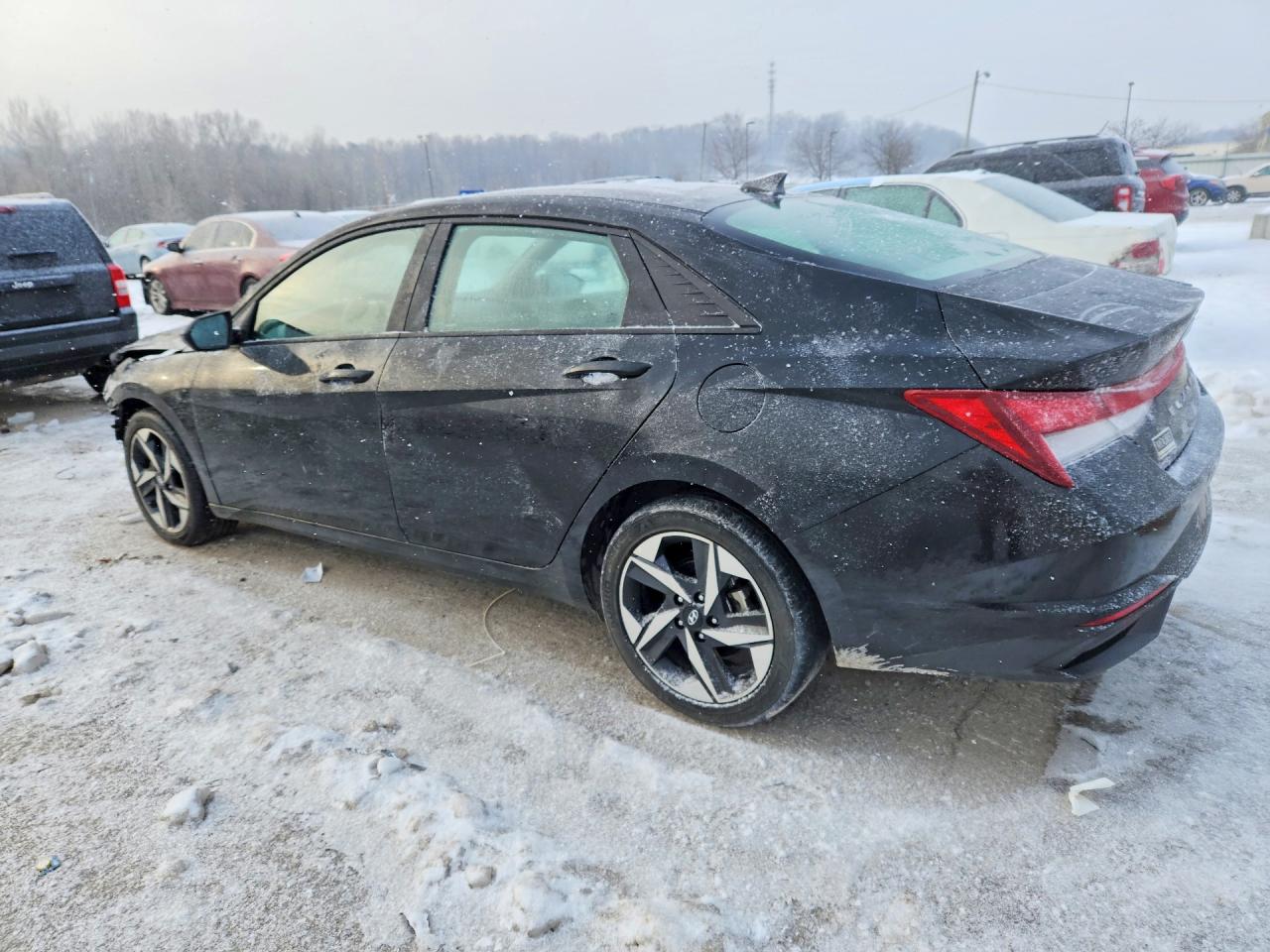 2023 HYUNDAI ELANTRA SEL photo 3