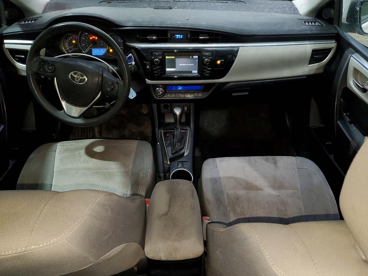 2015 TOYOTA COROLLA L photo 22