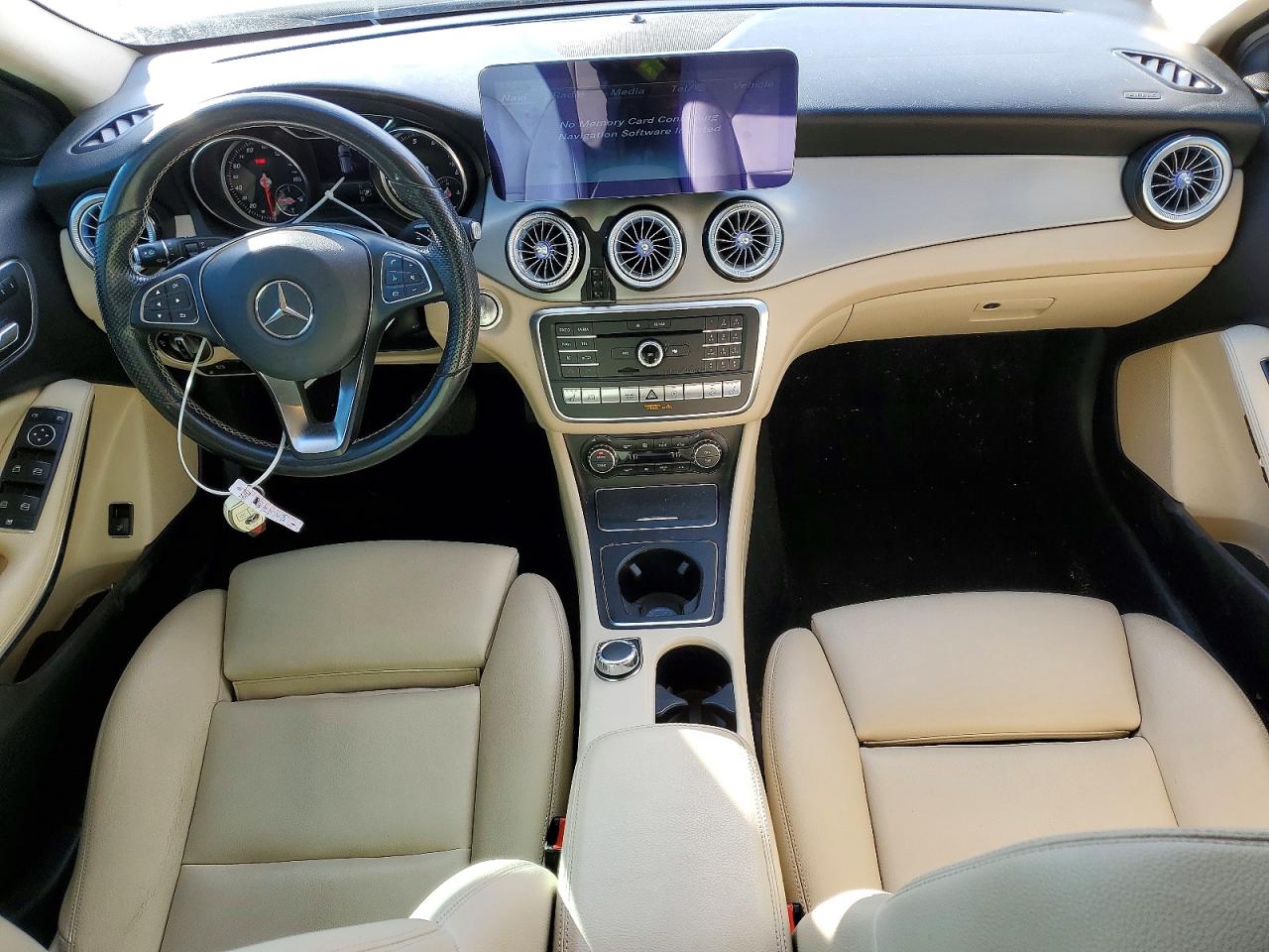 2019 MERCEDES-BENZ GLA 250 4MATIC photo 8