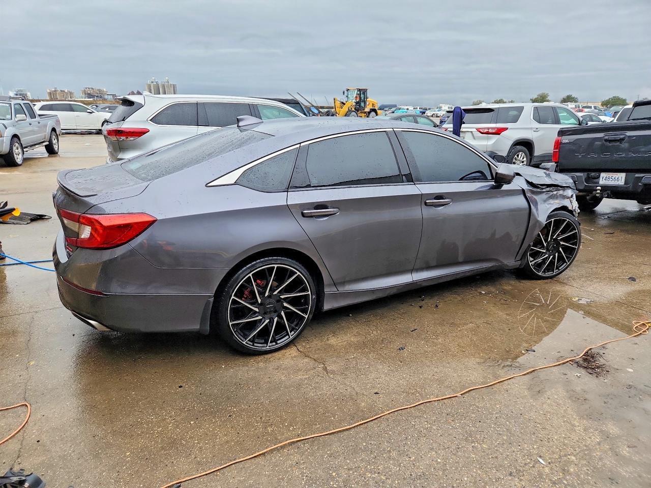 2020 HONDA ACCORD SPORT photo 5