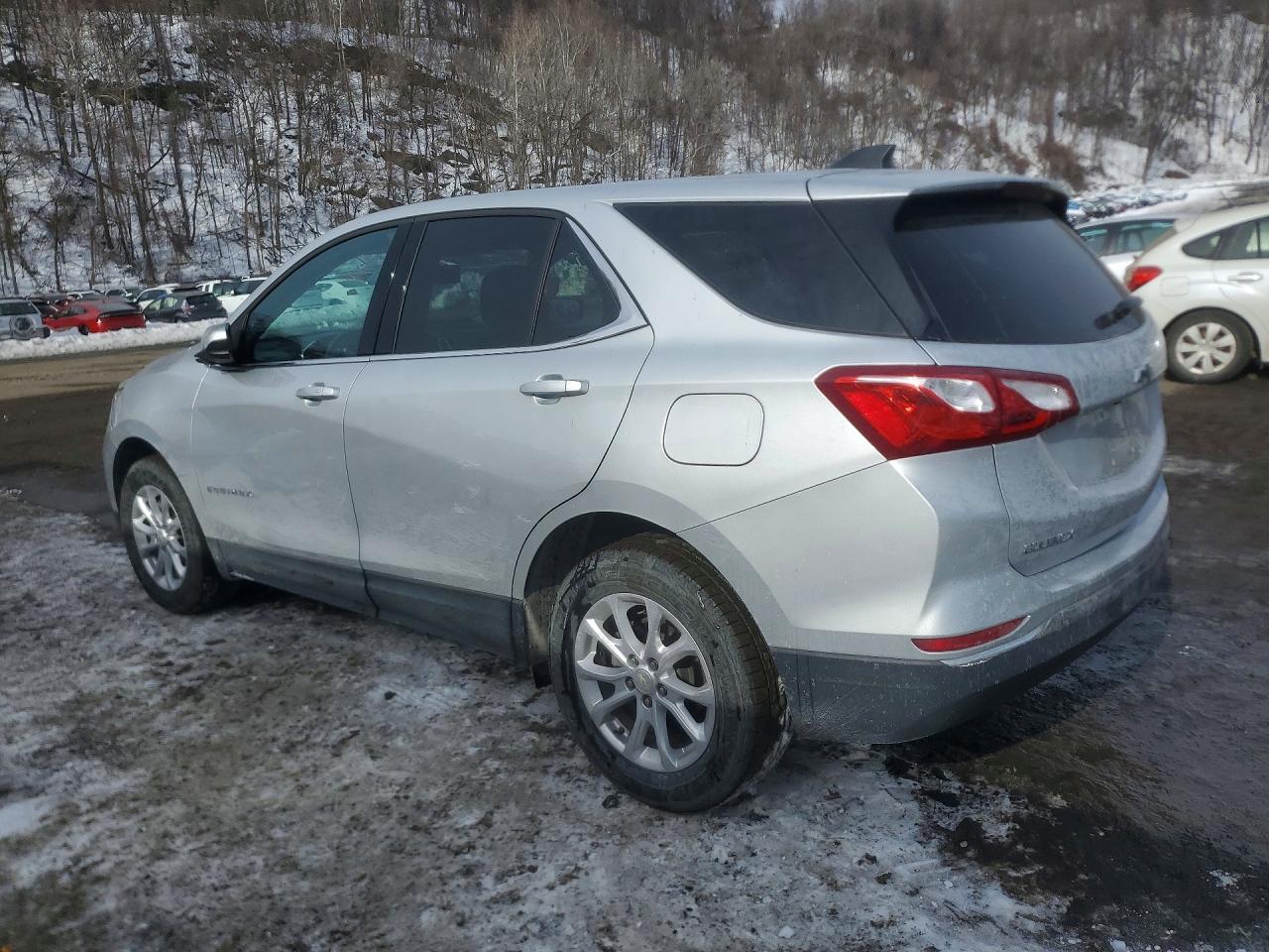 2020 CHEVROLET EQUINOX LT photo 3