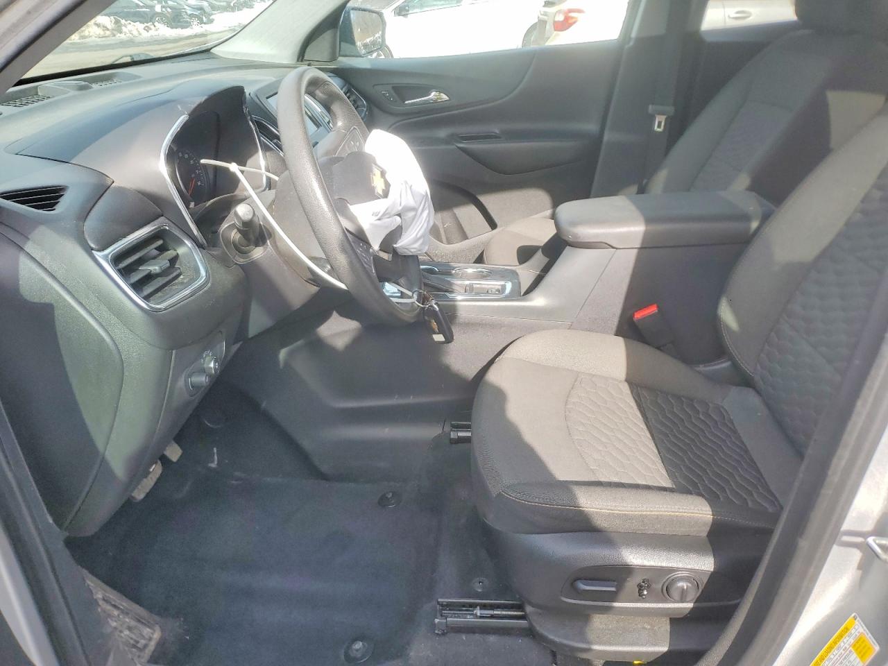 2020 CHEVROLET EQUINOX LT photo 13