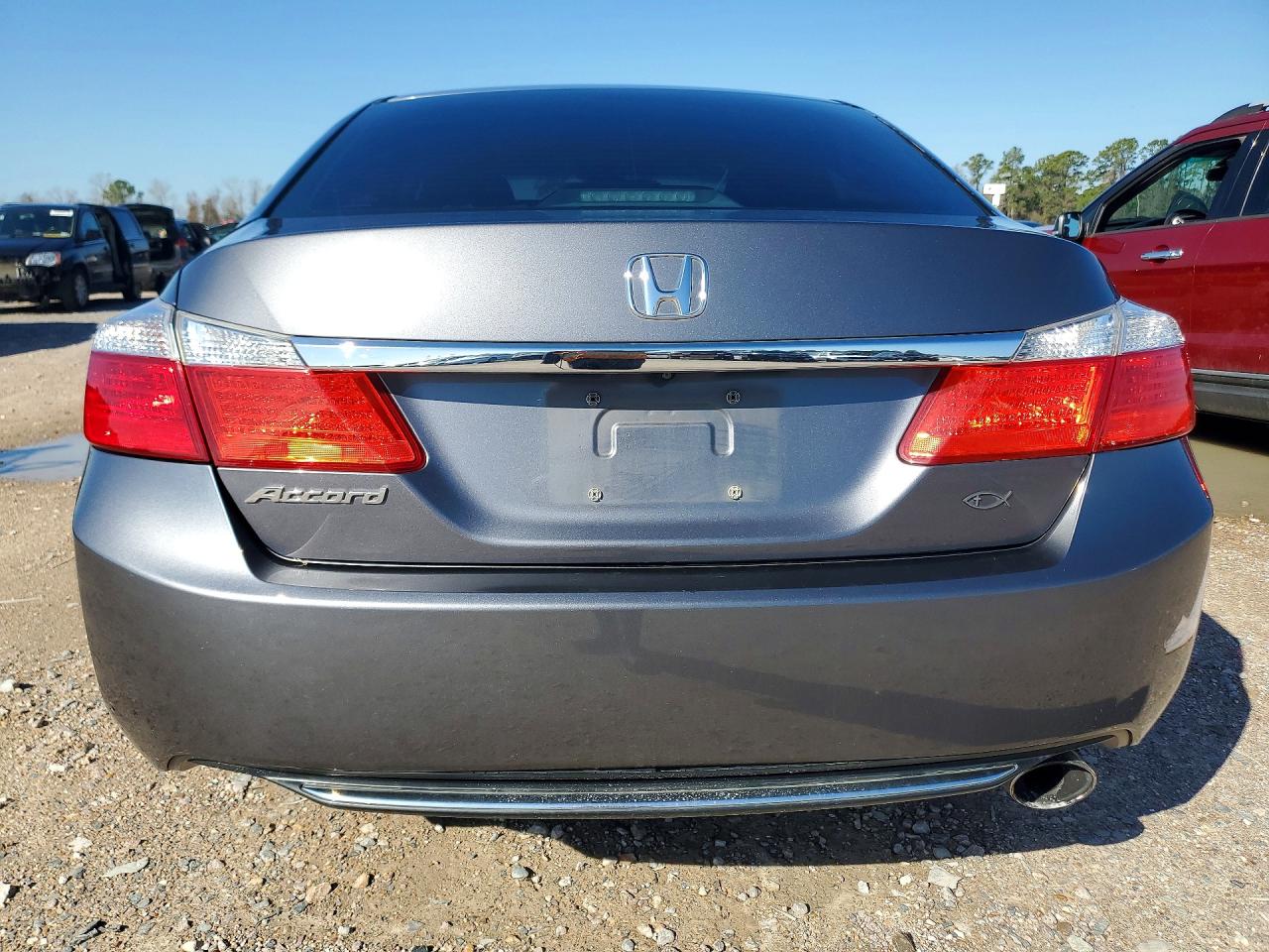 2013 HONDA ACCORD LX photo 11