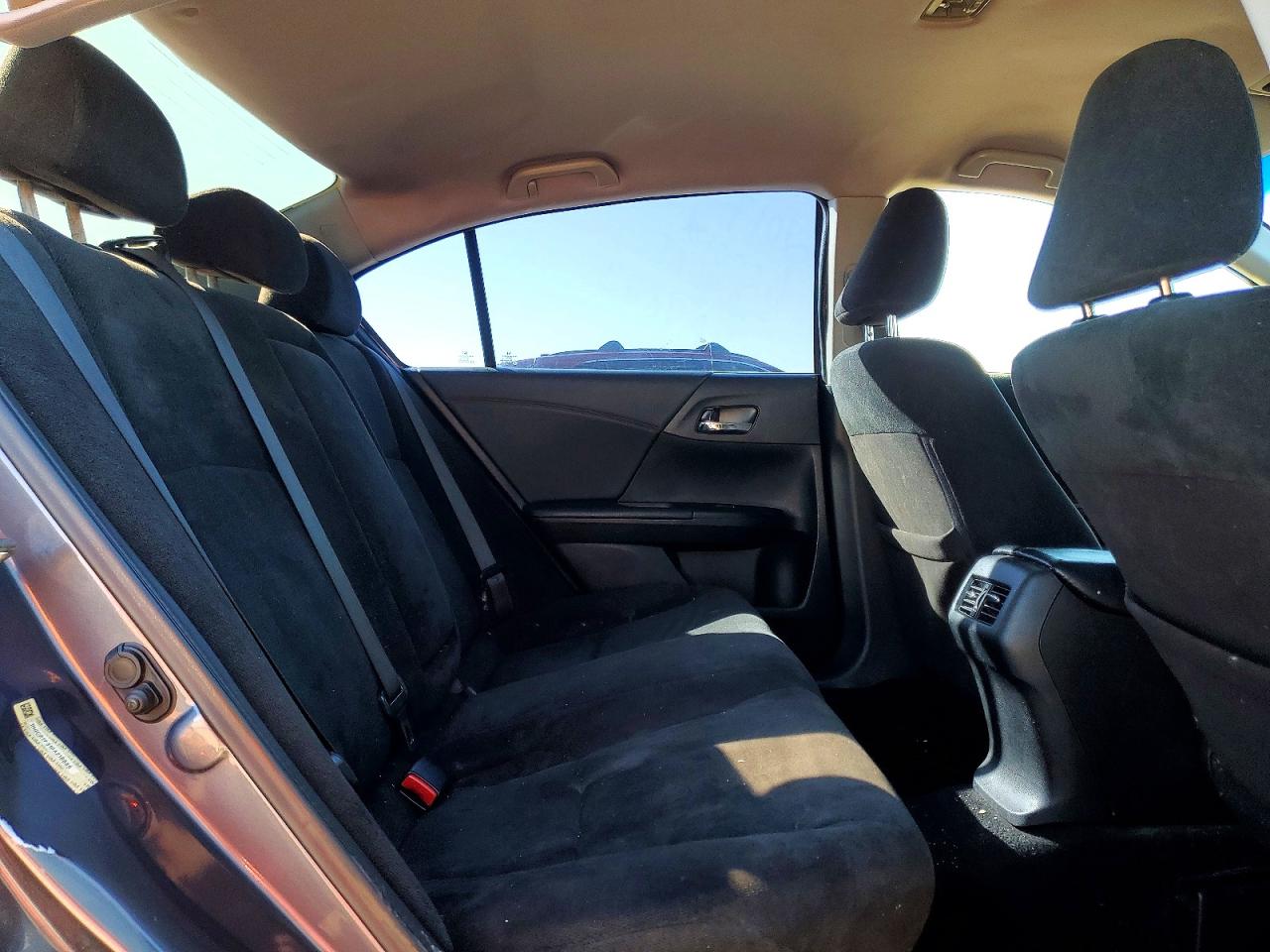 2013 HONDA ACCORD LX photo 19