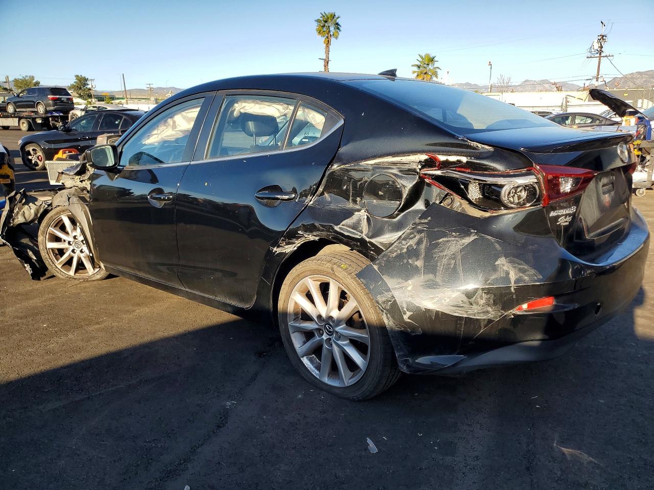 2017 MAZDA 3 GRAND TOURING photo 4