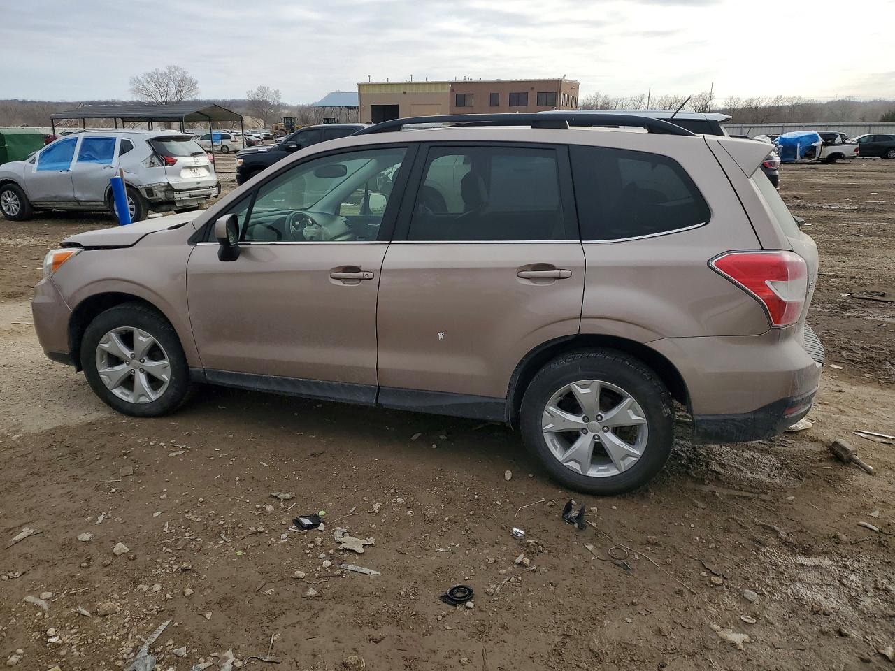 2015 SUBARU FORESTER 2.5I LIMITED photo 2