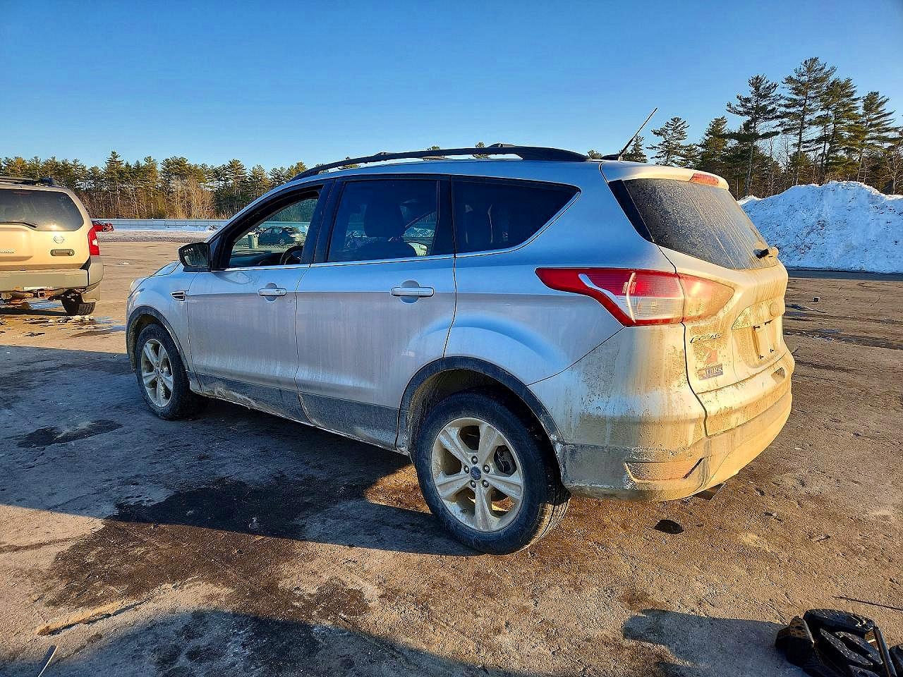 2016 FORD ESCAPE SE photo 3