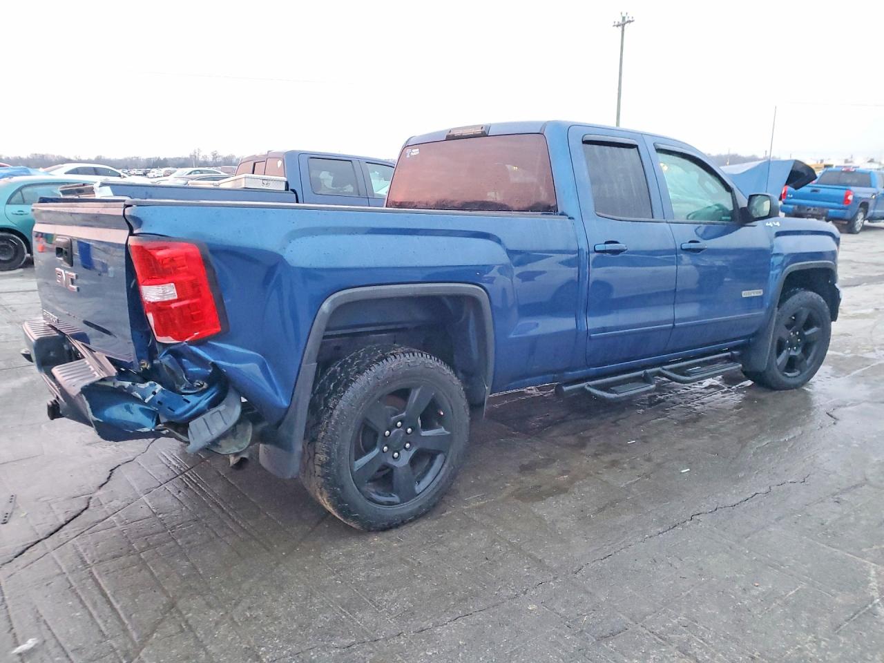 2017 GMC SIERRA K1500 photo 3