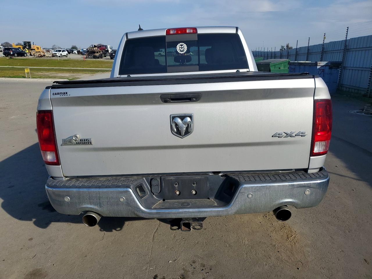 2014 RAM 1500 SLT photo 11