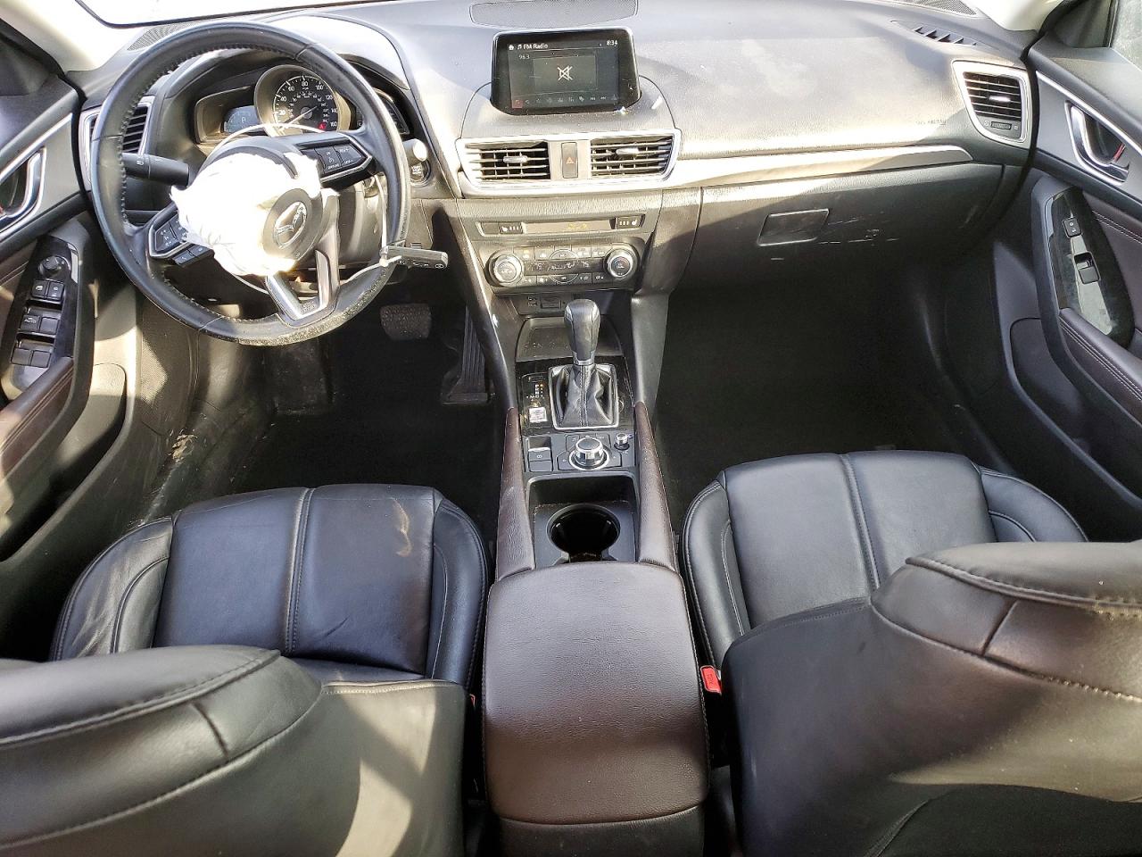 2018 MAZDA 3 TOURING photo 8
