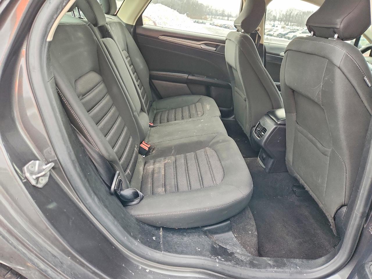 2019 FORD FUSION SE photo 19