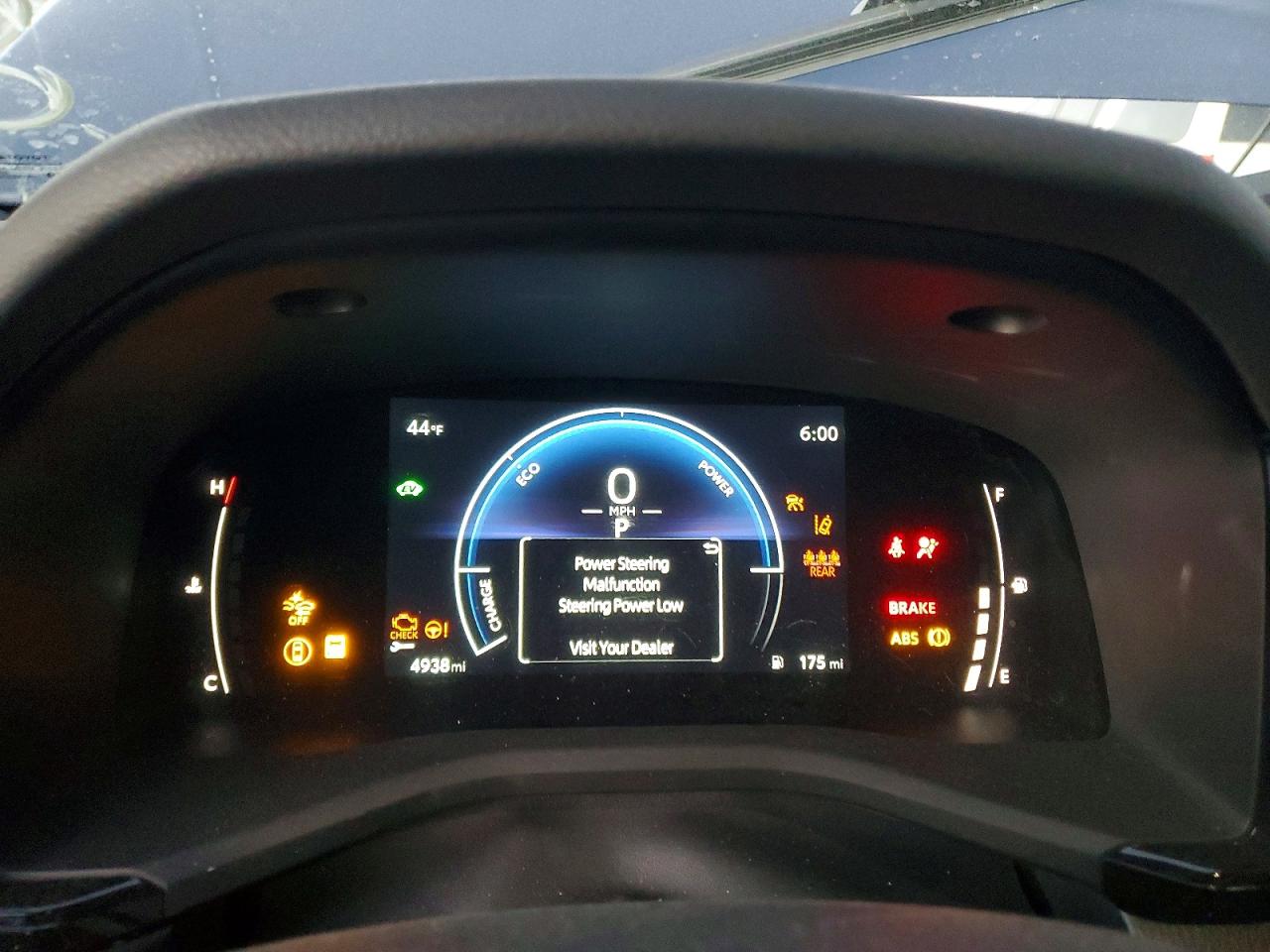 2025 TOYOTA CAMRY SE photo 9