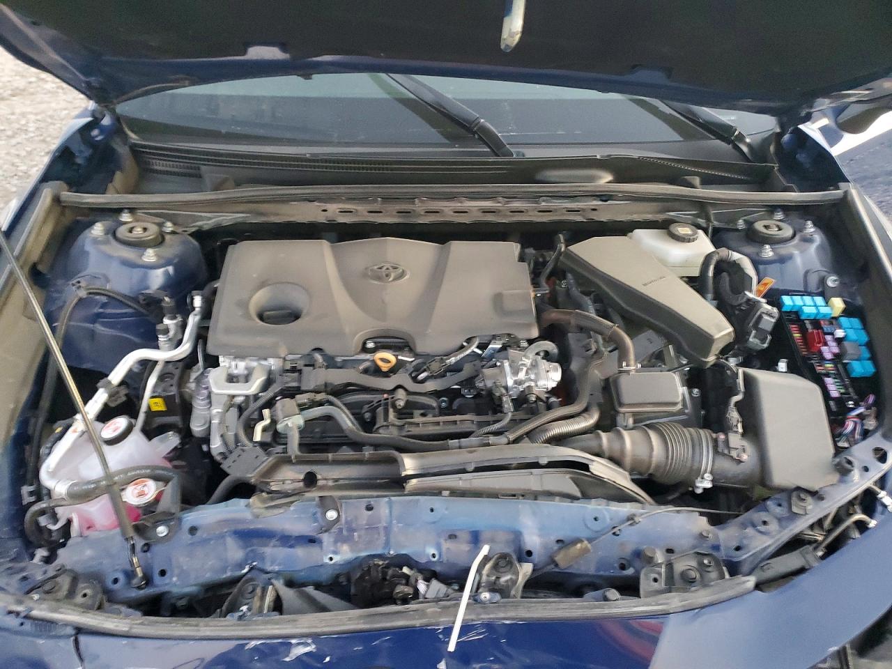 2025 TOYOTA CAMRY SE photo 11