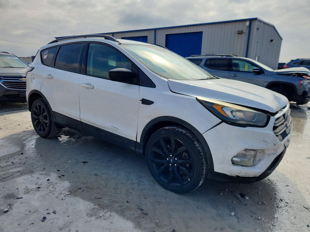 2018 FORD ESCAPE SE photo 4