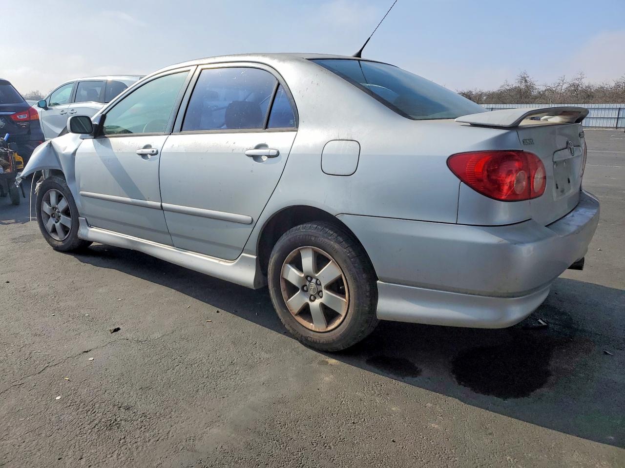 2005 TOYOTA COROLLA CE photo 3