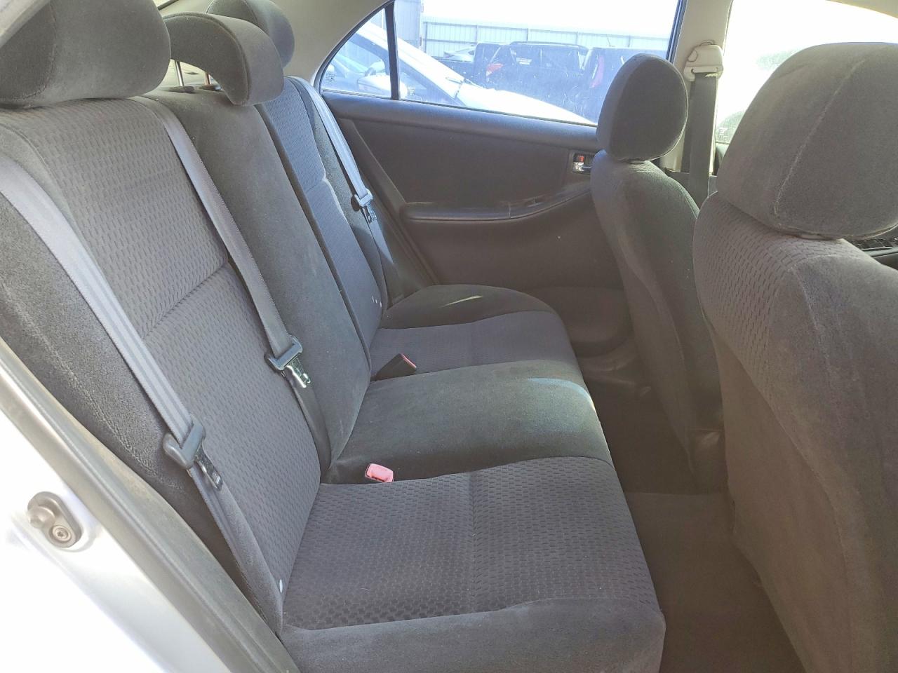 2005 TOYOTA COROLLA CE photo 19