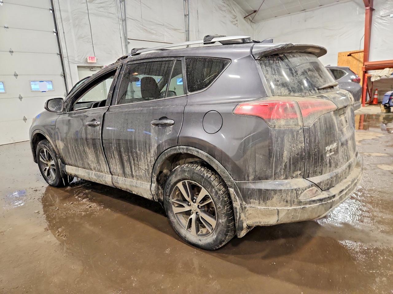 2018 TOYOTA RAV4 ADVENTURE photo 2