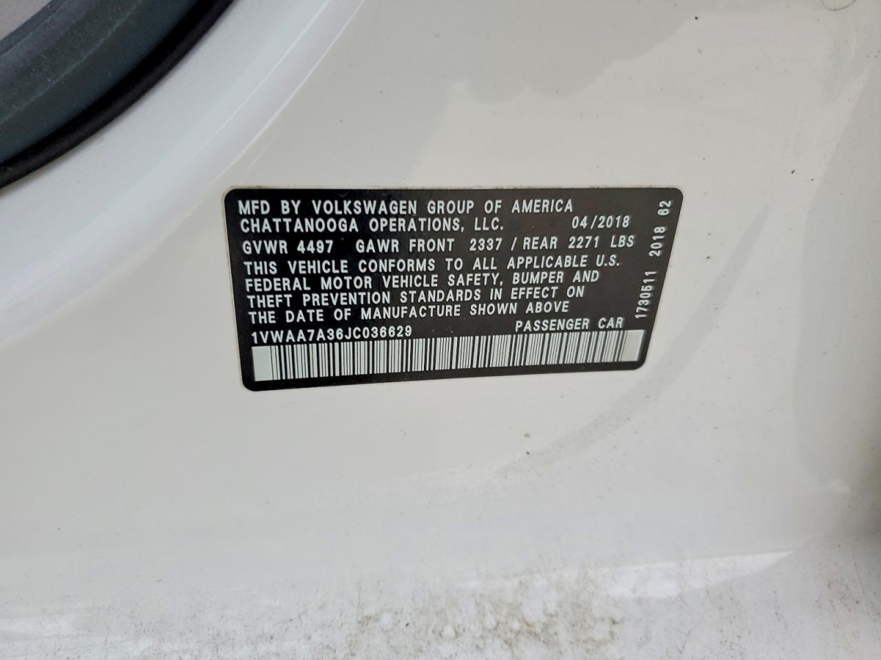 2018 VOLKSWAGEN PASSAT S photo 23